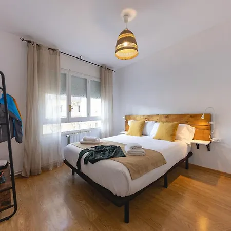 Bravissimo El Lleo, Bright 4-bedroom Apartment Gerona