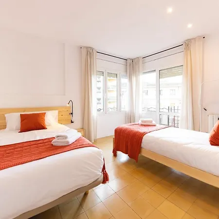 Bravissimo El Lleo, Bright 4-bedroom Apartment