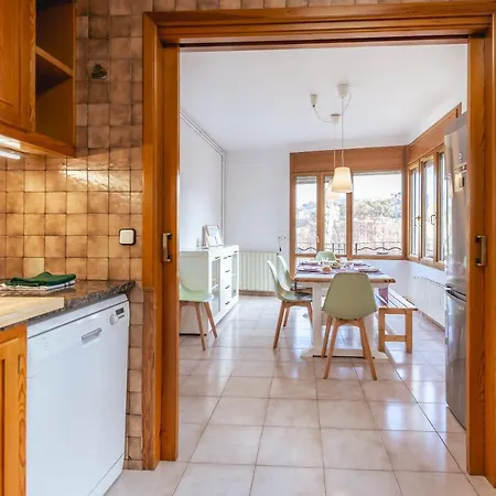 Bravissimo El Lleo, Bright 4-bedroom *