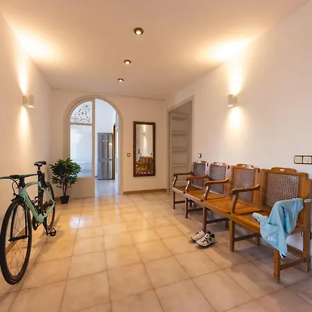 דירה Bravissimo El Lleo, Bright 4-bedroom