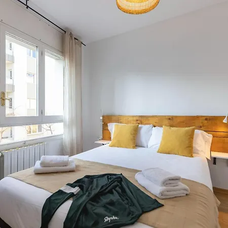 Bravissimo El Lleó, Bright 4-bedroom Apartamento *