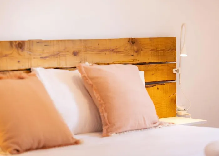 Lejlighed Bravissimo El Lleo, Bright 4-bedroom Girona