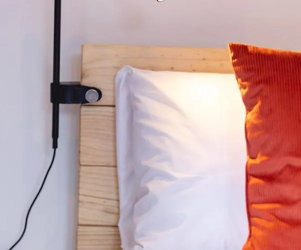 Bravissimo El Lleo, Bright 4-bedroom *