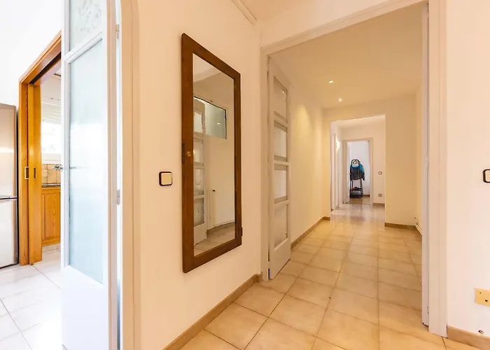 Lägenhet Bravissimo El Lleo, Bright 4-bedroom