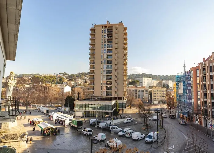 Bravissimo El Lleo, Bright 4-bedroom *