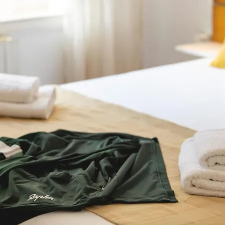 Bravissimo El Lleo, Bright 4-bedroom Χιρόνα