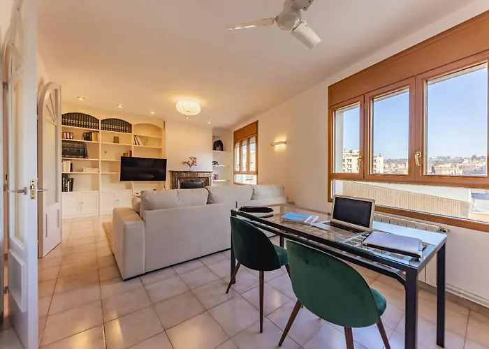 Bravissimo El Lleo, Bright 4-bedroom * Χιρόνα