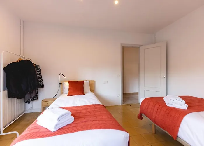 Διαμέρισμα Bravissimo El Lleo, Bright 4-bedroom Χιρόνα