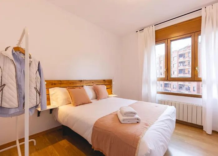 Bravissimo El Lleo, Bright 4-bedroom