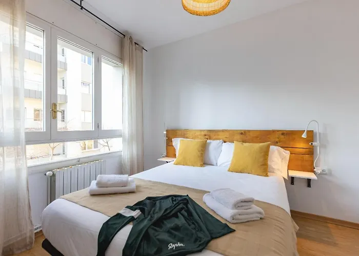 Bravissimo El Lleo, Bright 4-bedroom Διαμέρισμα *